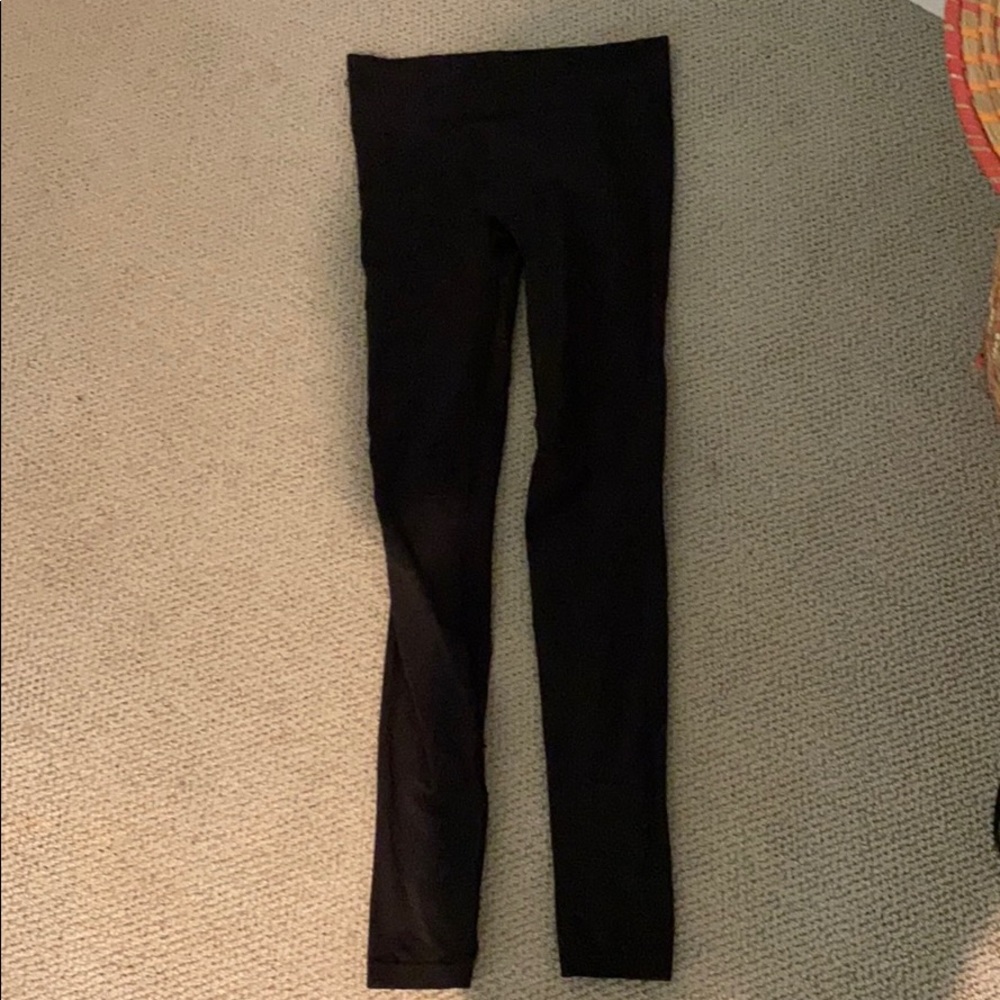 black ivivva leggings